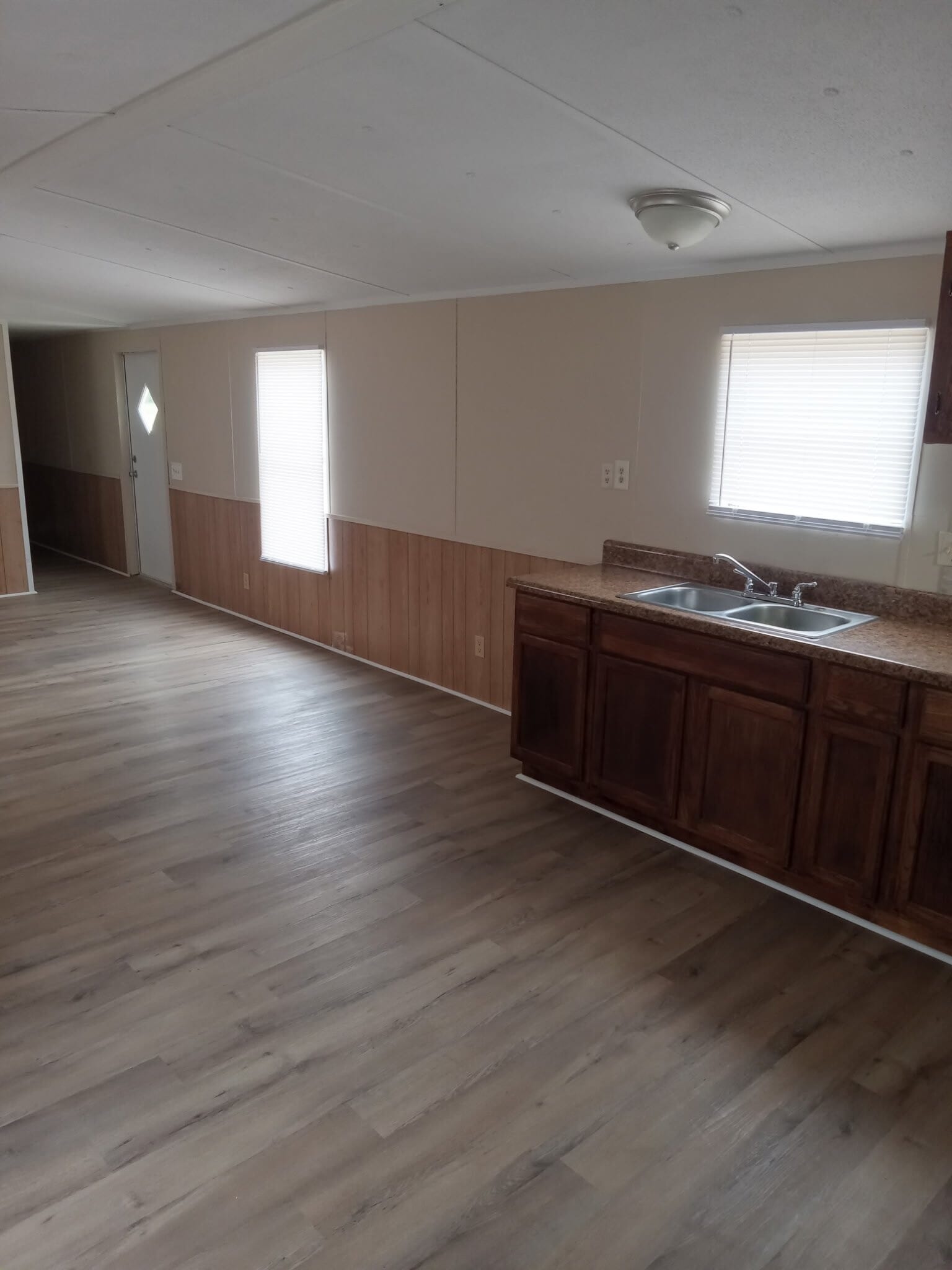 Building Photo - 150 Hurricane Ln