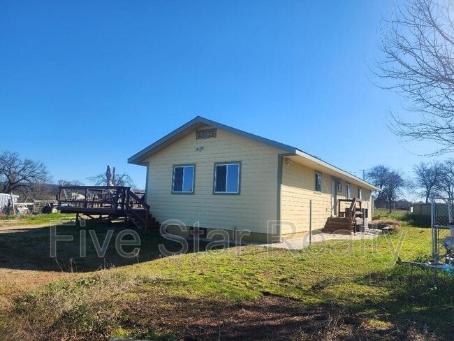 Building Photo - 4279 Fruitland Rd