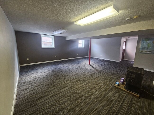 Building Photo - 120 Luther Ave