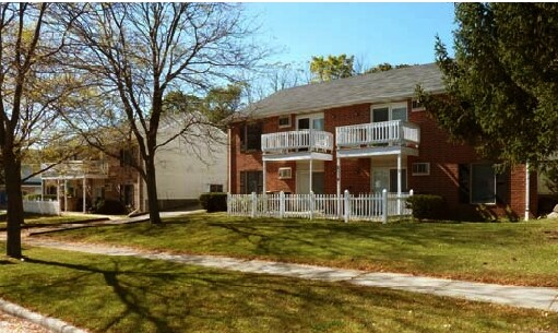 Primary Photo - 2122 Muir Field Rd
