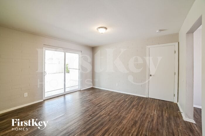 Building Photo - 2933 W Citrus Way