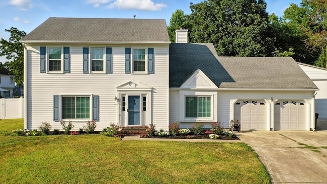 Primary Photo - 412 Desertmartin Way