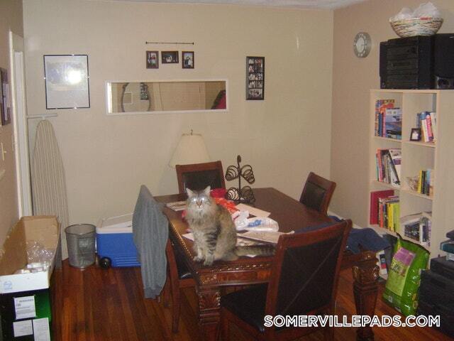 Building Photo - 402 Highland Ave