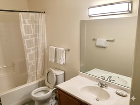 Building Photo - 8427 Thunder Ridge Way #203