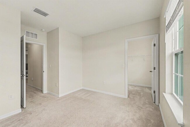 Building Photo - 3221 Living Coral Dr