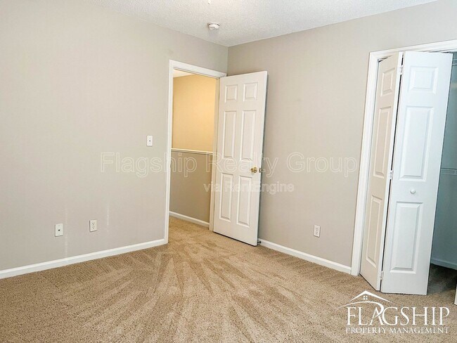 Building Photo - 1035 Spring Forest Rd