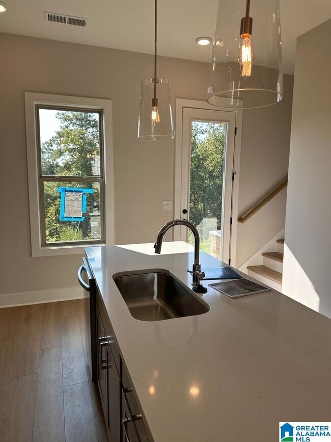 Building Photo - 4882 Silas Ave