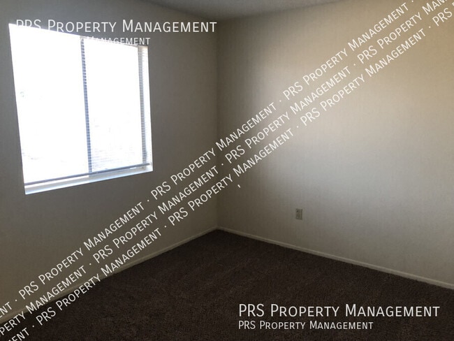 Building Photo - 26 E Duke Dr