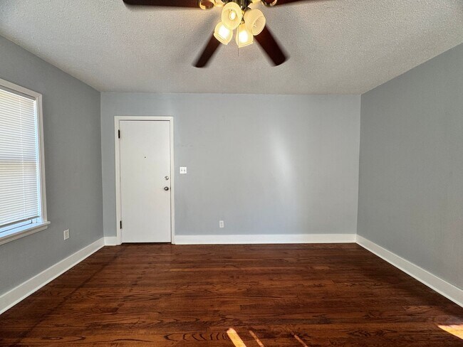 Building Photo - Great 1 Bedroom, 1 Bathroom in OKC!