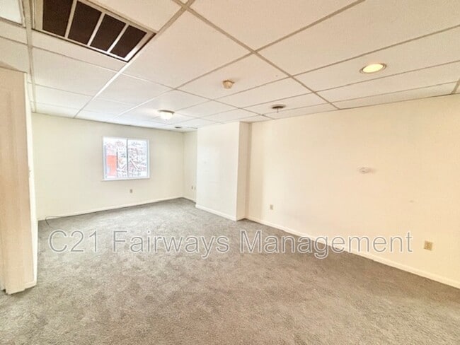 Primary Photo - 703 Brookline Blvd