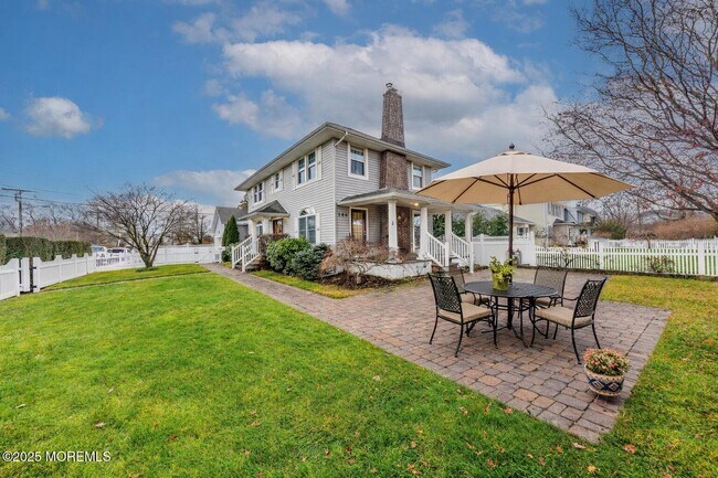 Building Photo - 146 Bath Ave