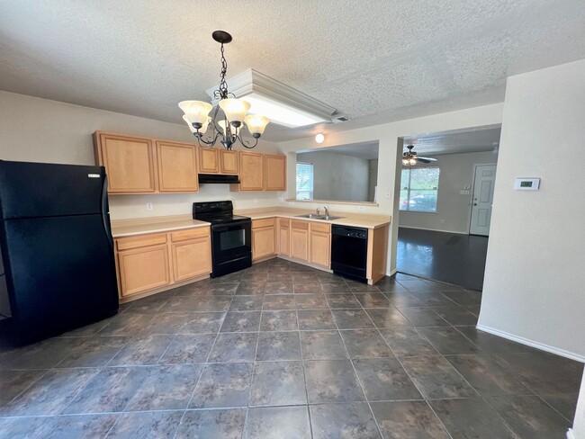 Building Photo - 110 Jetlyn Dr