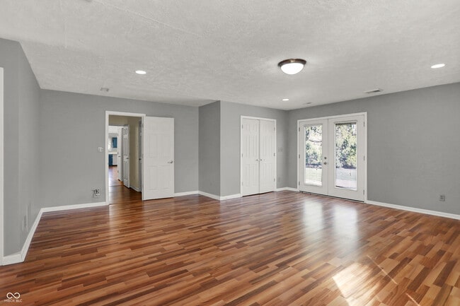 Building Photo - 8020 Christiana Way