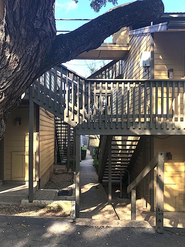 Building Photo - ESCALA - WEST CAMPUS - STUDIO with LOFT