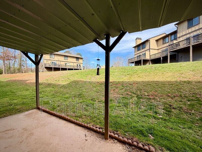 Building Photo - 23 Dawnwood Cir