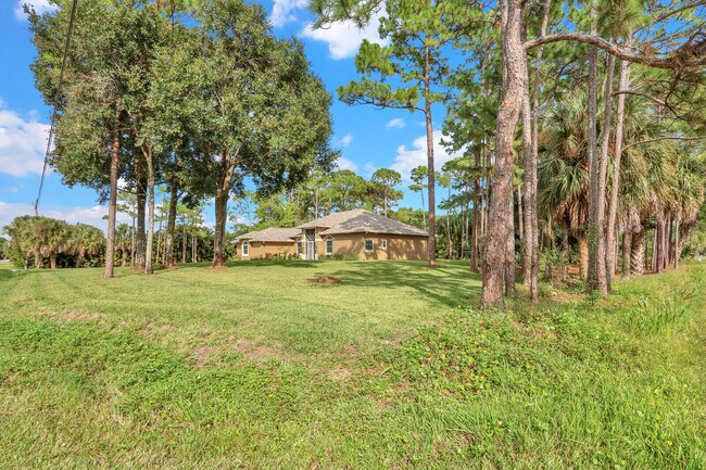 Building Photo - 15096 76th Trail N