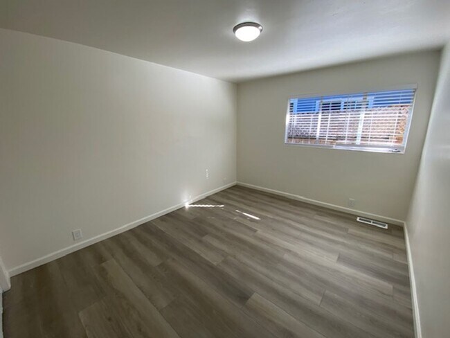 Building Photo - 284-286 Junipero