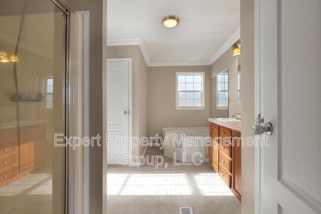 Building Photo - 34 Talbot Cir