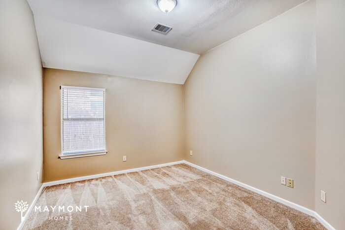 Building Photo - 4522 S Creekmont Dr