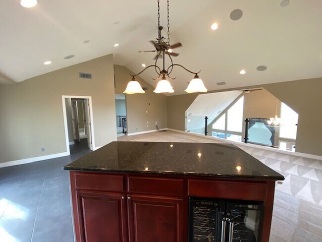 Building Photo - 4145 Dry Creek Rd