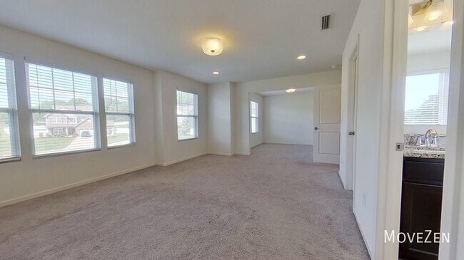 Building Photo - 116 Summerfield Ct