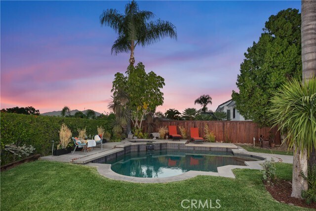 Building Photo - 25671 Cresta Loma