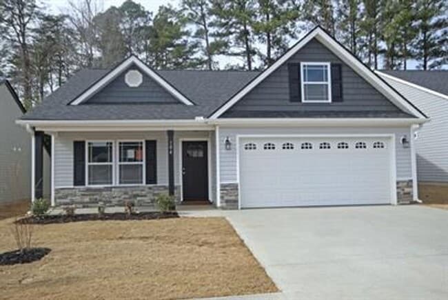Primary Photo - Spacious 3/2 Move In Ready Now!