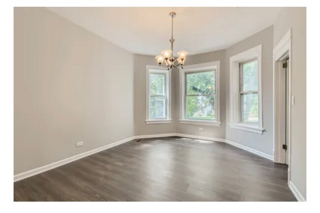 Building Photo - 7115 S Champlain Ave