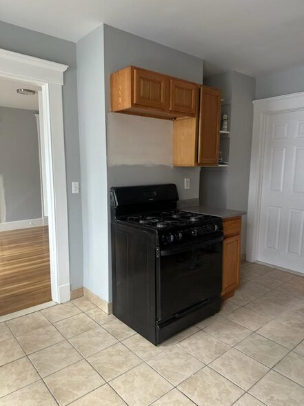 Building Photo - 533 3rd Ave