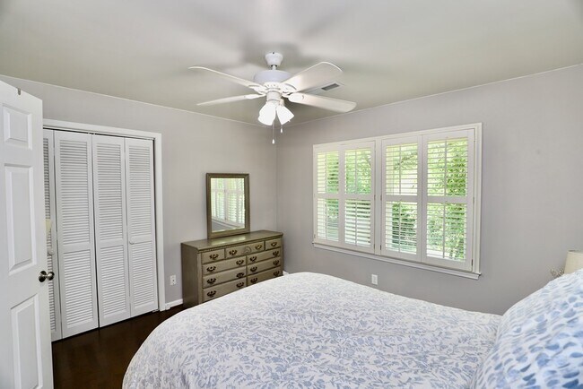 Building Photo - 2459 Clematis Trail