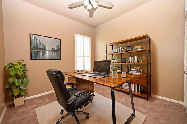 Building Photo - 2618 High Ridge Dr