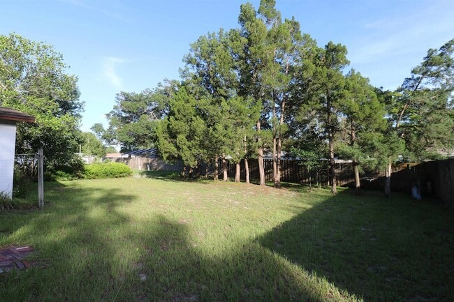 Building Photo - 253 Laguna Ct