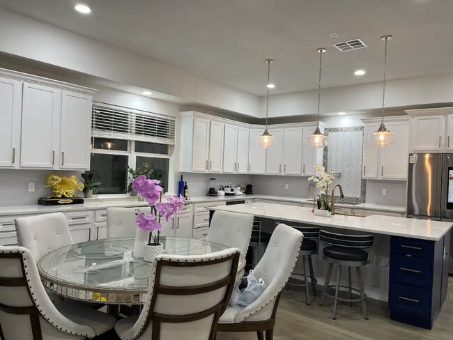 Building Photo - 1508 Schober Rd