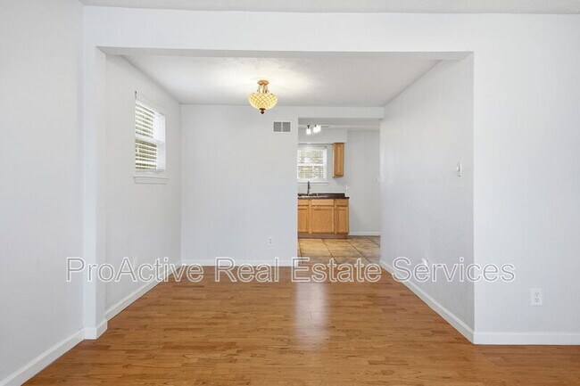 Building Photo - 3228 Dunnbury Ct