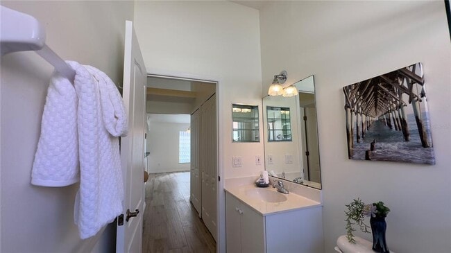 Building Photo - 1502 N Daytona Ave