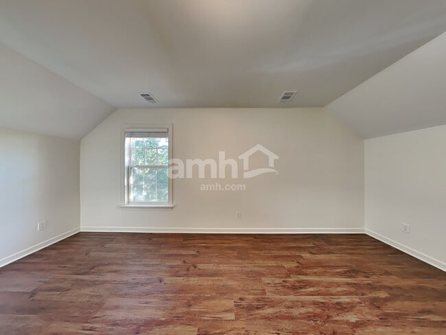 Building Photo - 12 Bittercrest Ct