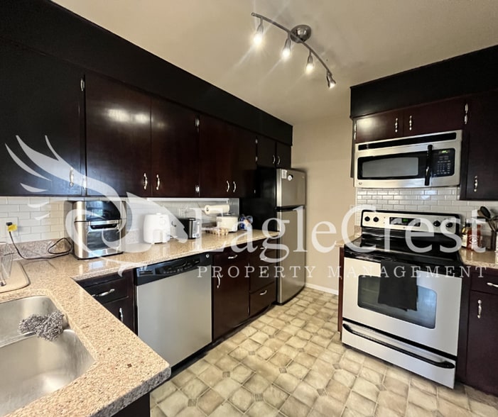 Building Photo - Spacious 3-Bedroom Home with Finished Basement & Fenced Yard