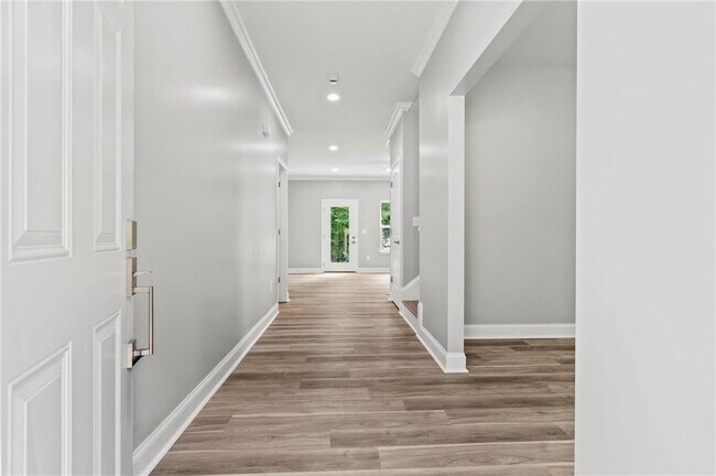 Building Photo - 5341 Stewart Mill Rd