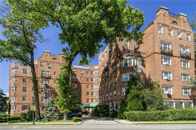 Building Photo - 45 Popham Rd