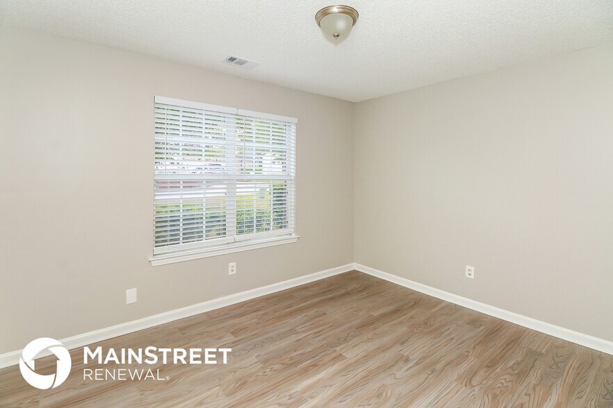 Building Photo - 7550 Sugarcreek Dr