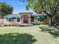 Building Photo - 1315 W Valley Heart Dr