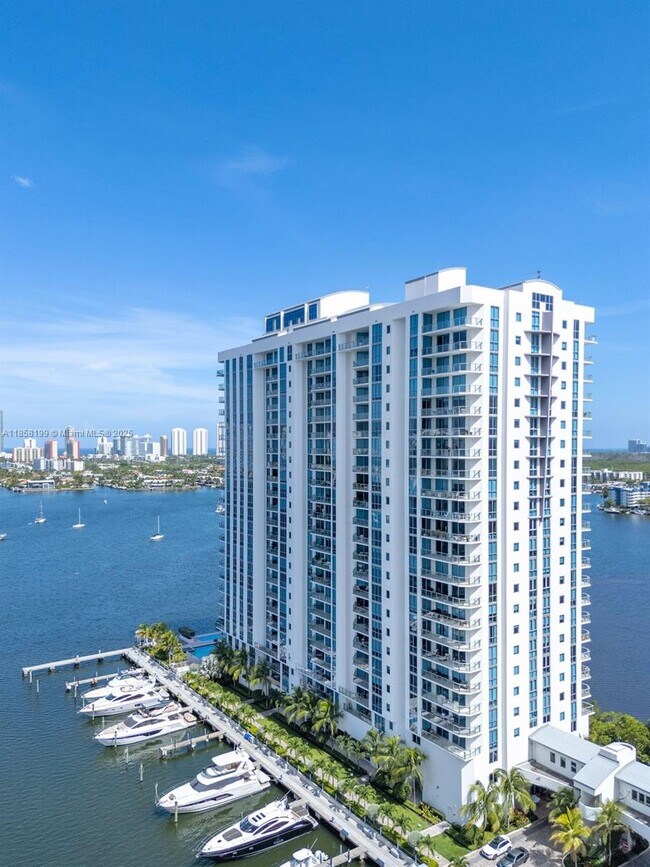 Building Photo - 17111 Biscayne Blvd