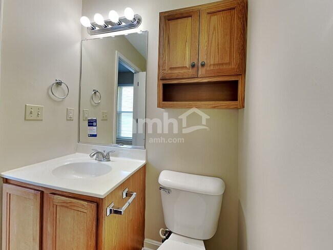Building Photo - 38 Caney Ct