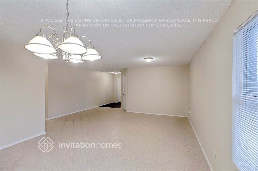 Building Photo - 4604 Bellcrest Dr