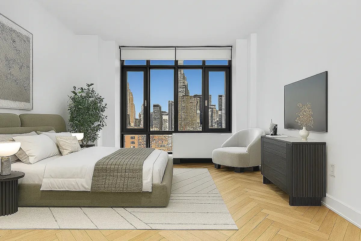 Building Photo - 49 E 34th St