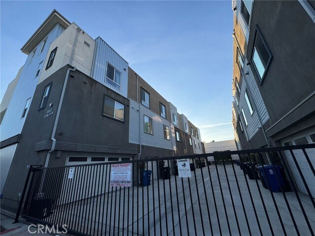 Primary Photo - 9042 Garvey Ave