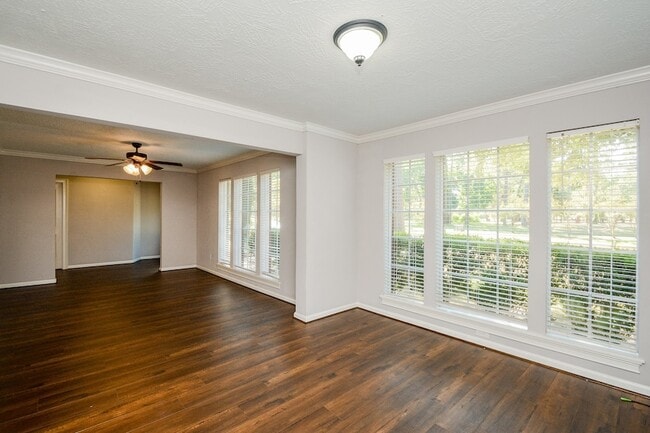 Building Photo - 11610 Cypresswood Dr