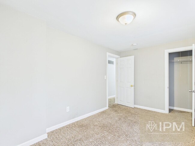 Building Photo - Spacious 3 Bedroom, 1 Bath Home in Central Dauphin Schools!