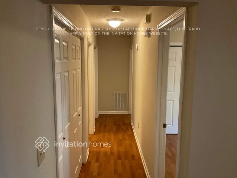 Building Photo - 225 Bonaventure Dr