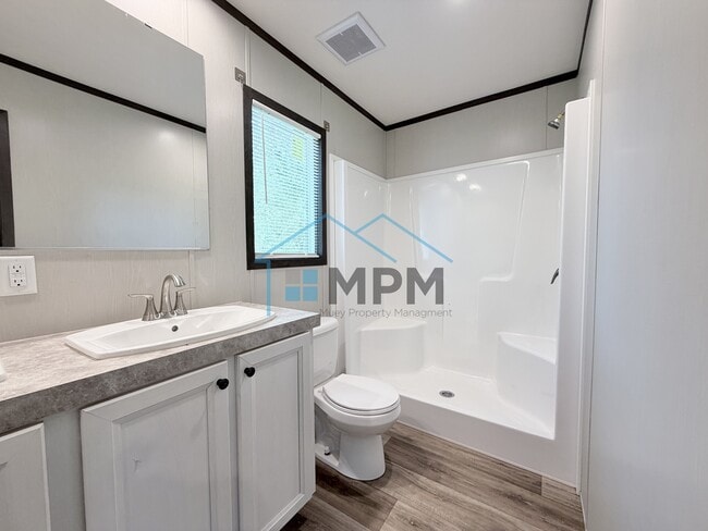 Building Photo - 136 Hillside Cir